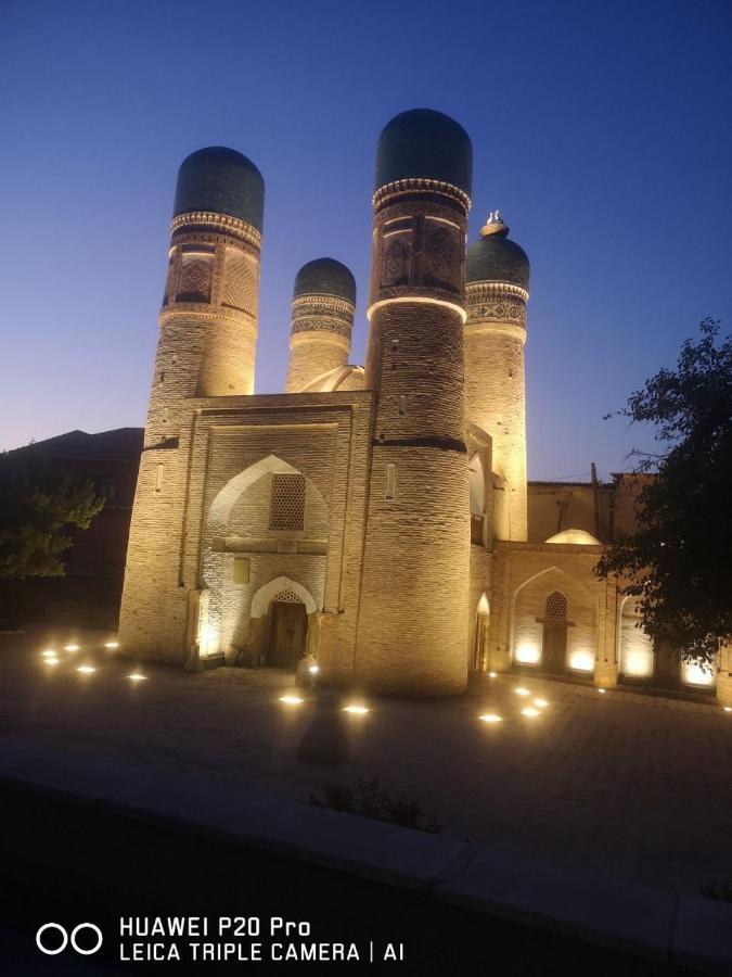 Uzbegim Family Guest House Bukhara Bagian luar foto