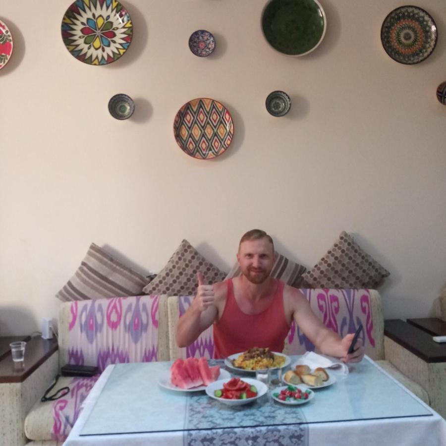 Uzbegim Family Guest House Bukhara Bagian luar foto