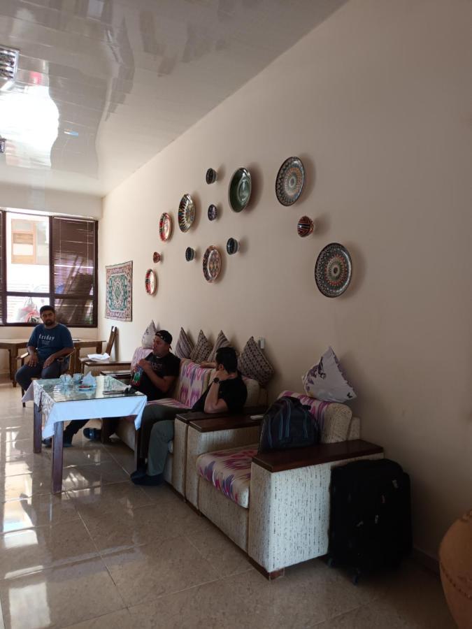 Uzbegim Family Guest House Bukhara Bagian luar foto