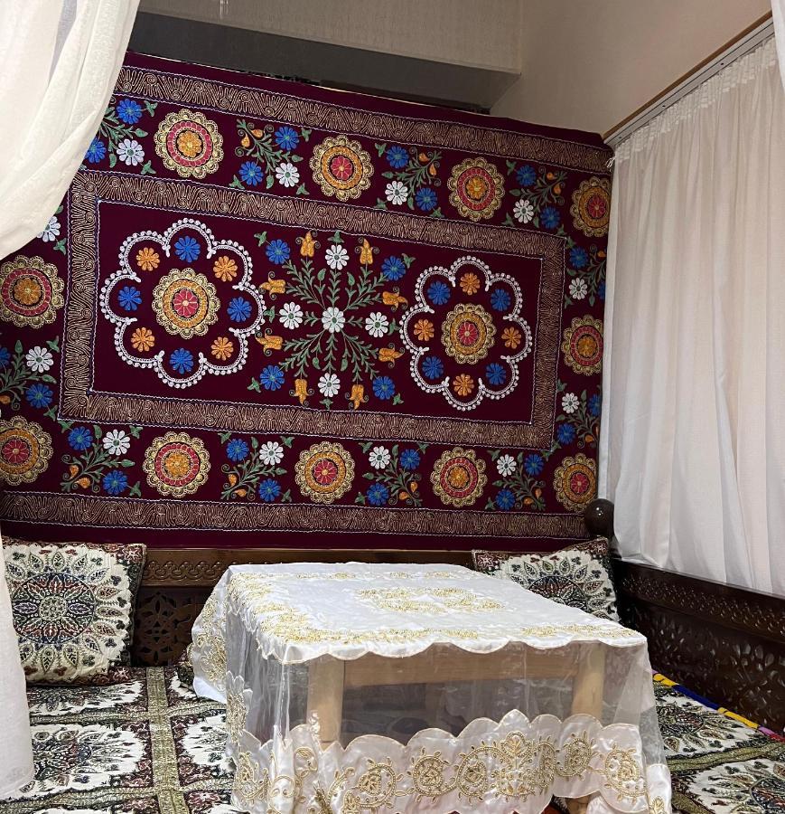 Uzbegim Family Guest House Bukhara Bagian luar foto