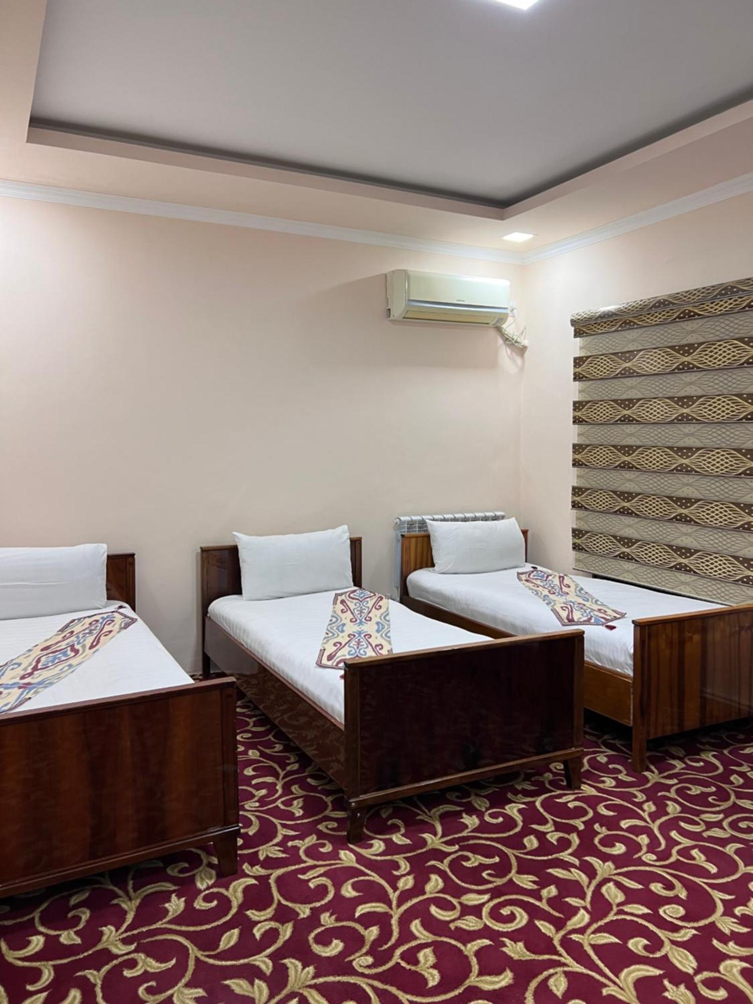 Uzbegim Family Guest House Bukhara Ruang foto