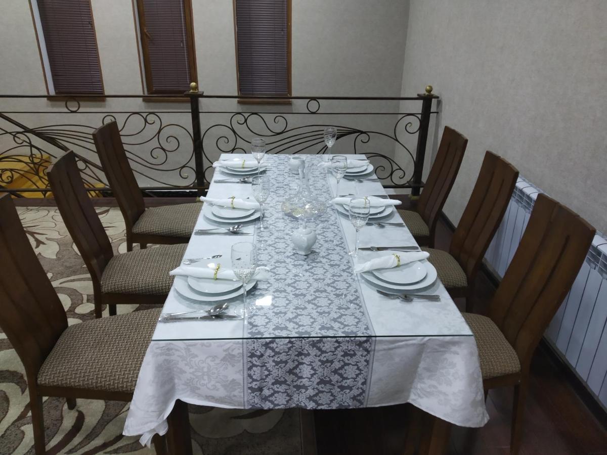 Uzbegim Family Guest House Bukhara Bagian luar foto